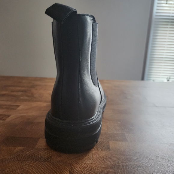 Individual black boot womens size 10M Right Boot only amputee - Picture 13 of 13